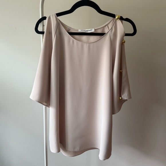 Amanda Uprichard Tops - Amanda Uprichard beige cold-shoulder top